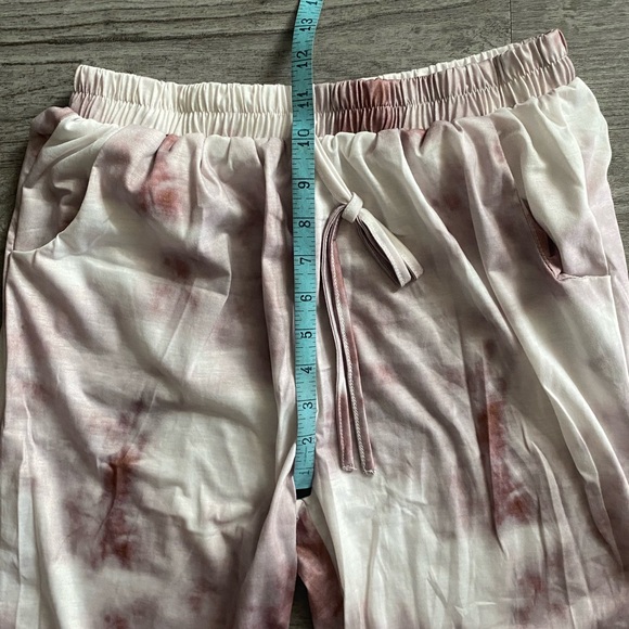 Romantic Hut Tie Dye Jogger Set New in Package - Picture 9 of 12